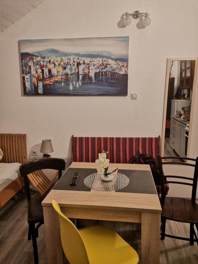 Ferienwohnung Rosi Split Exterior foto