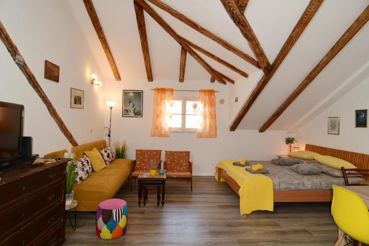 Ferienwohnung Rosi Split Exterior foto